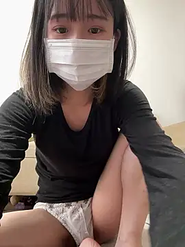 Mika-chan online show from April 17, 1:30 am