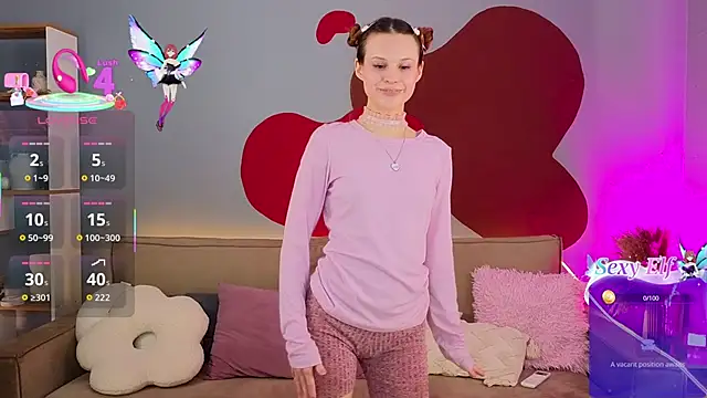 Lili pixxie  online show from March 24, 2:33 pm