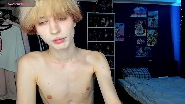 sweet peach    online show from July 13, 1:47 pm