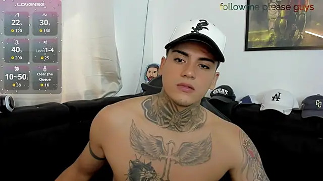 sweetlatinoboy online show from April 1, 1:41 pm