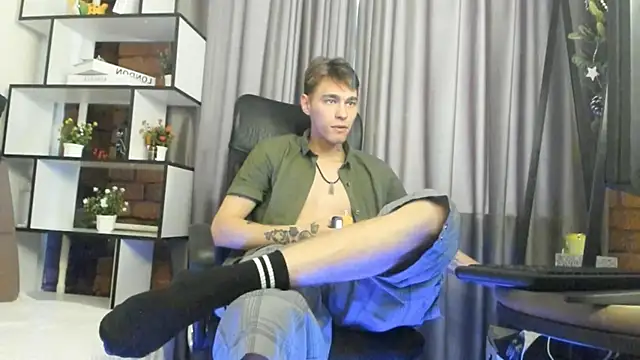 Shadow blink online show from April 16, 12:28 pm