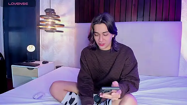 Keita Moon online show from April 2, 12:14 pm