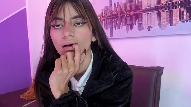 Sofy Durand online show from April 7, 11:54 am