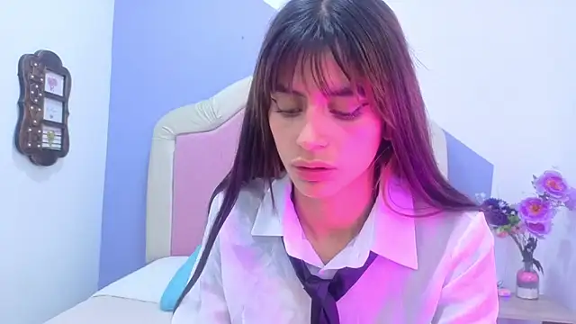 Sofy Durand online show from April 14, 2:45 pm