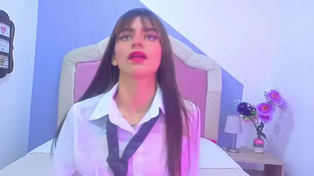 Sofy Durand online show from April 15, 11:50 am