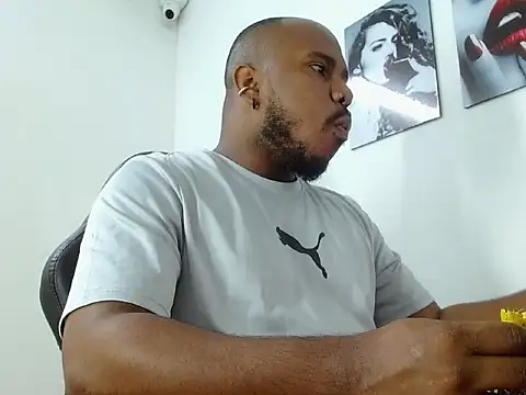 Alessandro Hamed online show from March 18, 1:36 pm