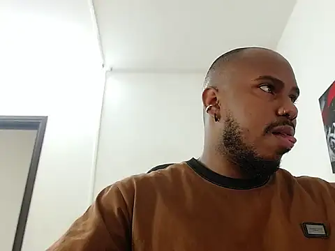 Alessandro Hamed online show from April 8, 2:17 pm