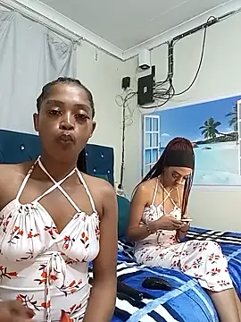 GoodinbedAfrican4 online show from April 16, 9:15 pm