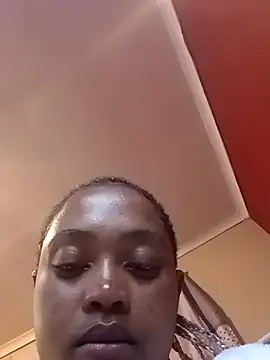 GoodinbedAfrican4 online show from May 28, 10:07 pm