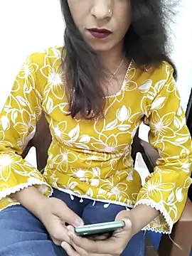 Snapshot of myra77 chatting on April 25, 12:30 pm myra77 online show from April 25, 12:30 pm