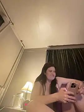 JulieetteLatte online show from March 31, 2:13 am