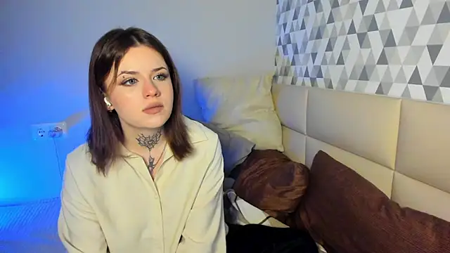 neat obsession online show from March 25, 1:50 pm