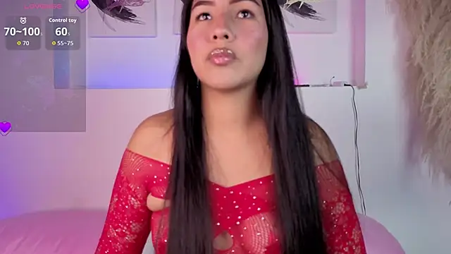 Luna Maisoon online show from April 18, 4:16 am