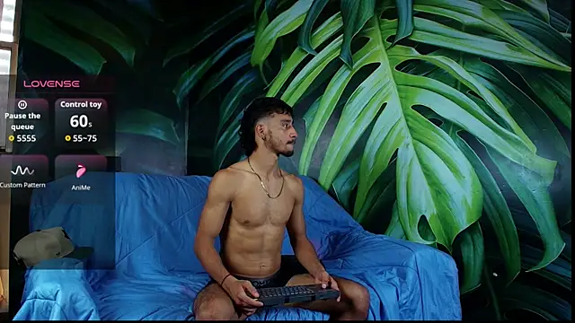 alexis stonne online show from April 8, 7:25 pm