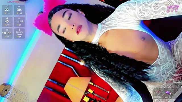 Paola Delfino online show from April 4, 11:51 am