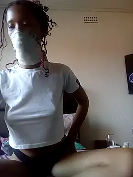 Staceee online show from April 13, 11:48 am