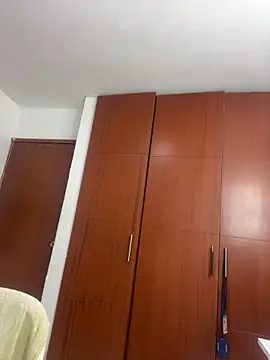 LinaEvansonn online show from April 17, 3:09 am