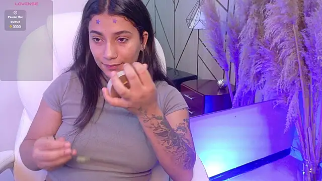 Pablo ludovica online show from April 14, 3:45 am