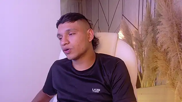 Pablo ludovica online show from April 16, 4:02 am