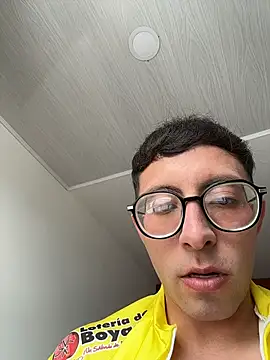 LeonBlazze online show from March 27, 7:46 pm