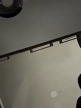 LeonBlazze online show from April 9, 2:11 am