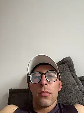 LeonBlazze online show from April 10, 8:13 pm