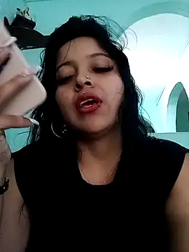 Sarah-917 online show from April 17, 5:27 pm