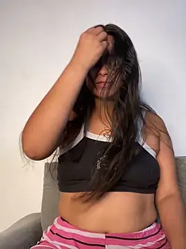 lucirganaxxx online show from April 9, 4:45 am