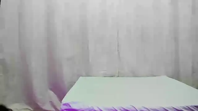 NoelleEllis online show from March 28, 1:00 pm