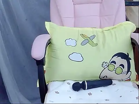 Kathy Hornyyy online show from April 4, 11:46 pm