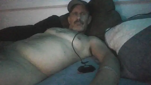 Snapshot of woddy87 chatting on May 27, 1:57 am woddy87 online show from May 27, 1:57 am