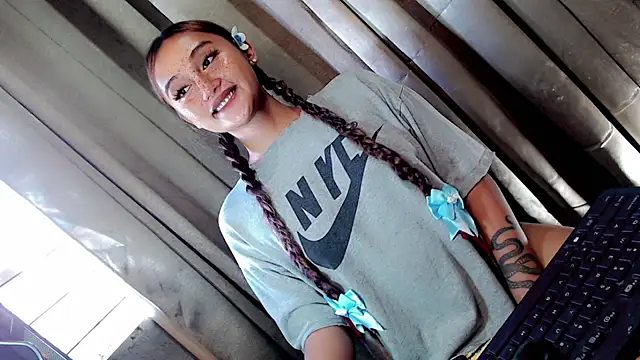 Jessicasfantasy online show from April 5, 1:58 am