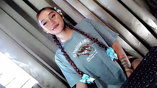 Jessicasfantasy online show from April 9, 8:09 am