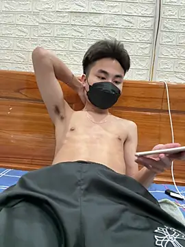 Hoanganhdayroii online show from April 6, 3:13 pm