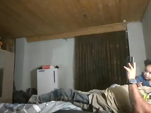 candice2099 online show from April 24, 4:20 pm