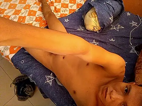 andreeww8989 online show from April 16, 11:44 am