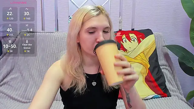 Naomi Blondie online show from March 24, 5:34 am