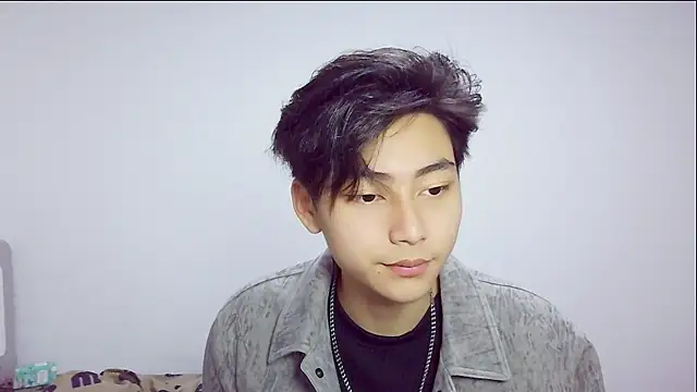 XX-XIUXIU online show from April 4, 1:19 pm