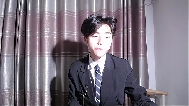 Snapshot of XX-XIUXIU chatting on May 29, 7:56 pm XX-XIUXIU online show from May 29, 7:56 pm
