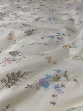 LuckyGirl-11 online show from April 14, 1:17 pm