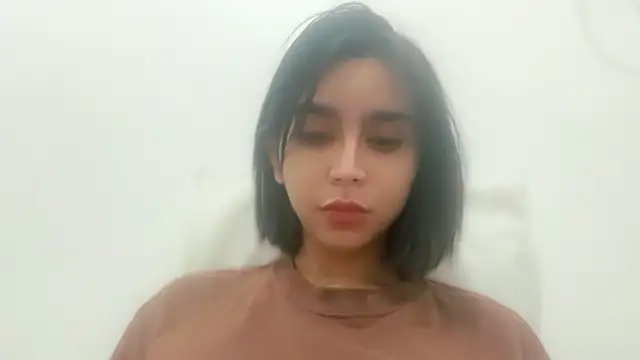 Snapshot of McNuggetsAngel chatting on May 20, 4:35 pm McNuggetsAngel online show from May 20, 4:35 pm