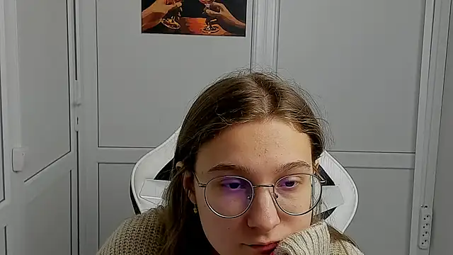 Mia kristal online show from April 4, 7:17 am