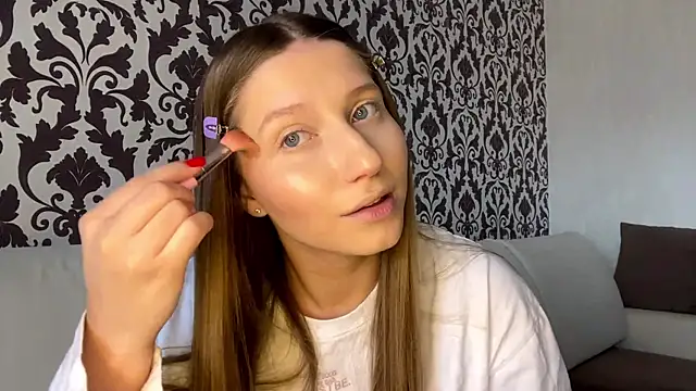 AdaGossett online show from April 14, 12:11 pm