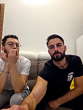 AmicisegretiITA online show from March 25, 9:21 pm