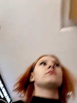 NinaParri online show from April 7, 3:07 am