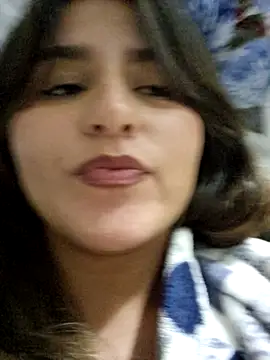 rafaella stefano online show from April 4, 2:10 am