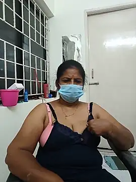 Snapshot of tamil_manjalmaami chatting on June 3, 1:25 pm tamil manjalmaami online show from June 3, 1:25 pm