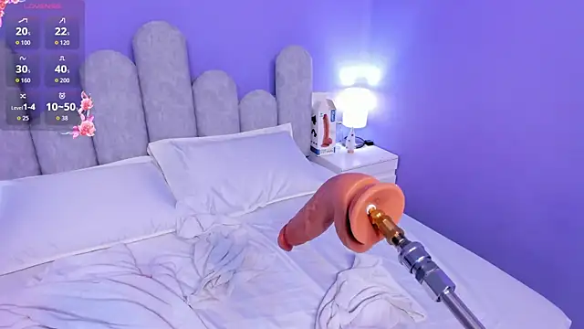 danna sucker online show from April 1, 12:39 pm