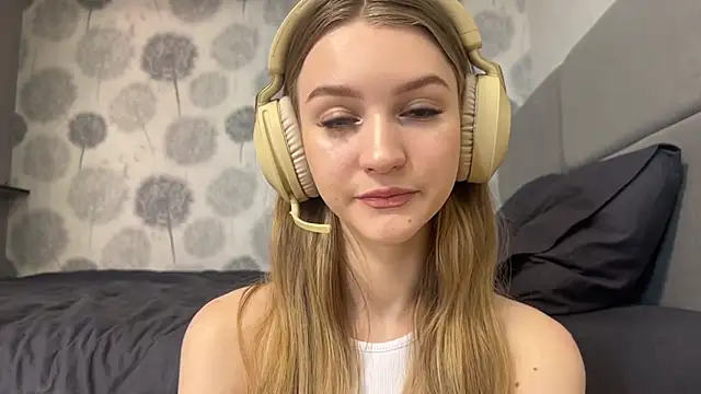 MelissaEvenns online show from April 5, 8:22 am