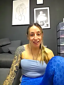 NicoleKaiser online show from March 26, 7:08 pm